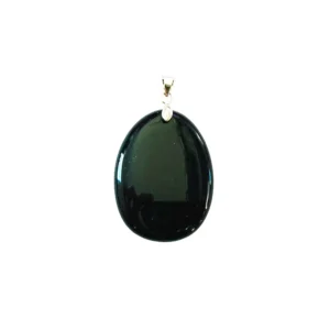 Onyx : Vertus, Bienfaits, Propriétés et Signification en Lithothérapie pendentif agate noire pierre plate 02.jpg (1)