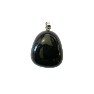 Agate Noire : Vertus, Bienfaits, Propriétés et Signification en Lithothérapie pendentif agate noire pierre roulee 01.jpg